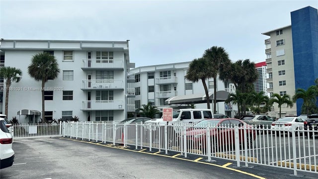 3 of 96 - 1913 S Ocean Dr 410, Hallandale Beach, FL