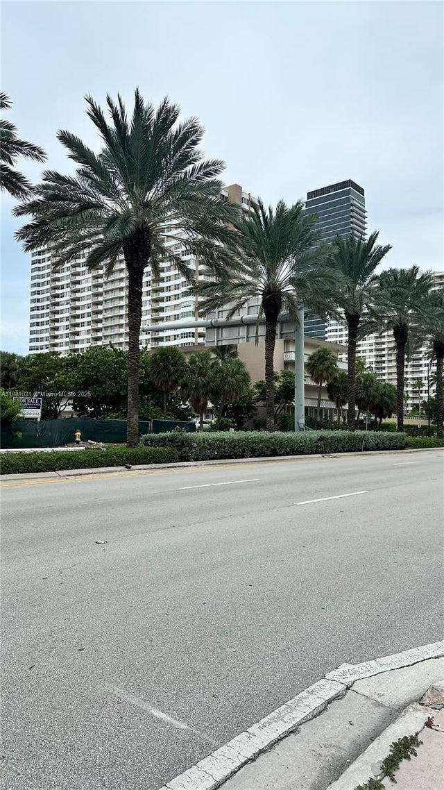 4 of 96 - 1913 S Ocean Dr 410, Hallandale Beach, FL