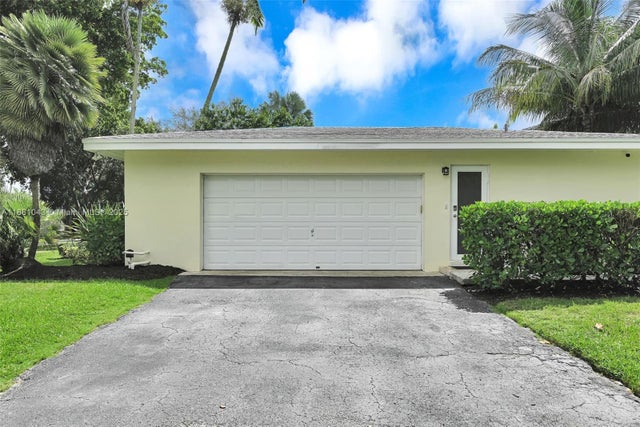 5 of 36 - 8570 Sw 155th Ter, Palmetto Bay, FL