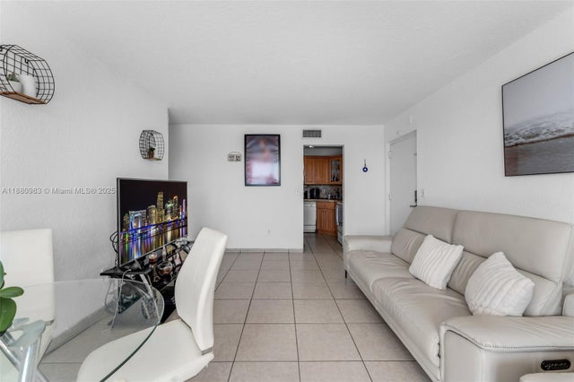 3 of 25 - 8307 Sw 142nd Ave E104, Miami, FL