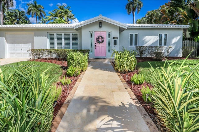 1 of 43 - 1443 Harrison St, Hollywood, FL