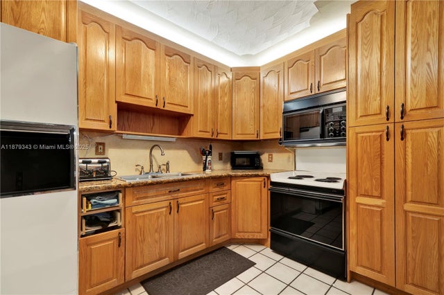 5 of 26 - 12471 Sw 190th Ter, Miami, FL