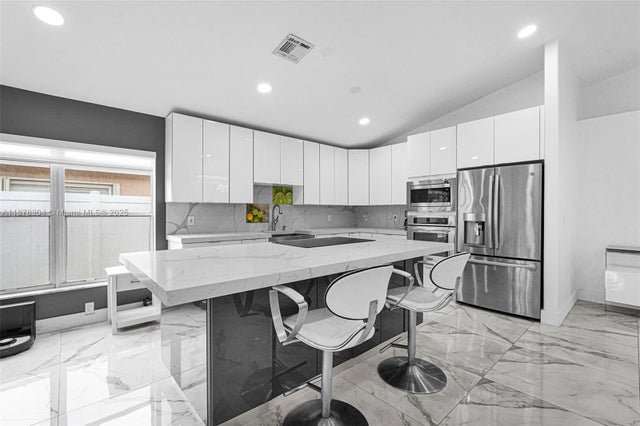 5 of 59 - 16255 Sw 2nd Dr, Pembroke Pines, FL
