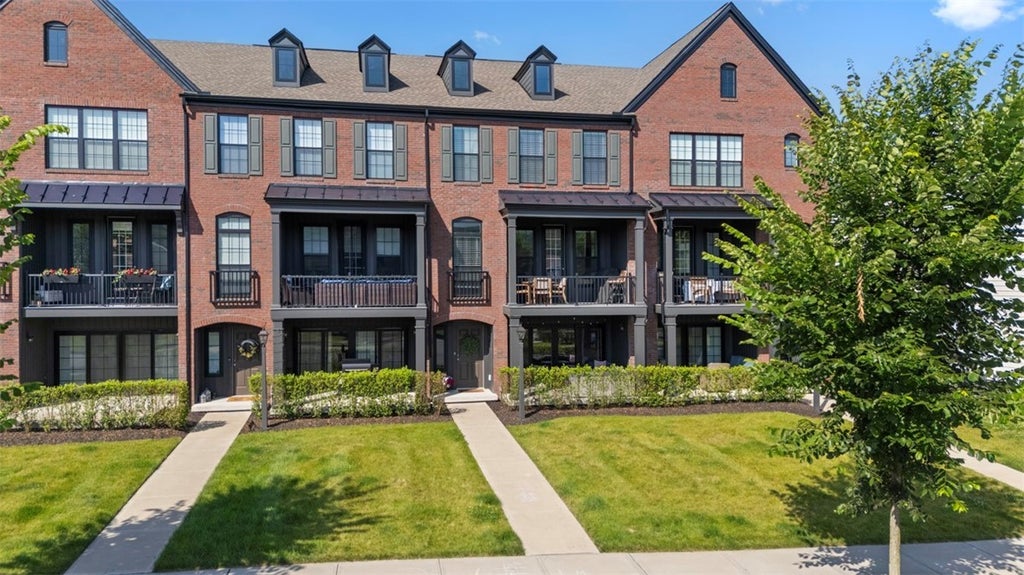 3155 Preston Wy, South Fayette