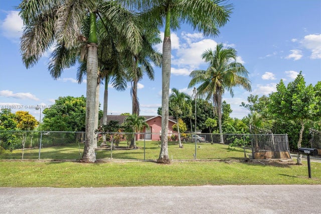 2 of 42 - 20851 Sw 242nd St, Homestead, FL