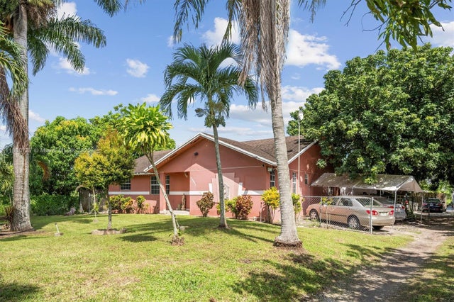 3 of 42 - 20851 Sw 242nd St, Homestead, FL