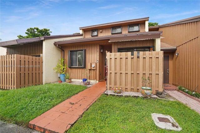 3 of 47 - 4171 Sw 85th Ave, Davie, FL
