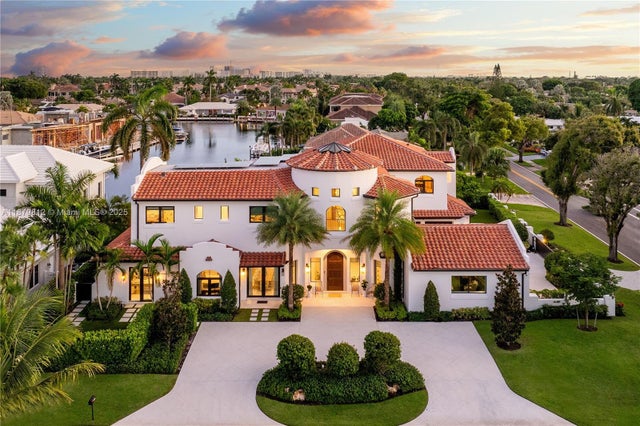 1 of 41 - 2300 Ne 34th Ct, Lighthouse Point, FL
