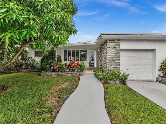 1 of 45 - 8866 Dickens Ave, Surfside, FL