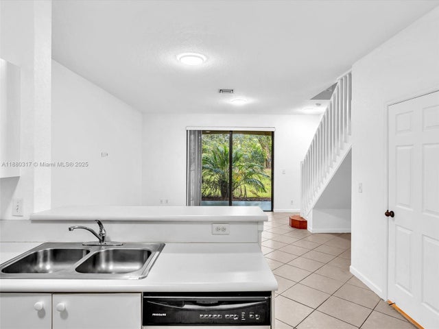 5 of 47 - 3865 Tree Top Dr, Weston, FL