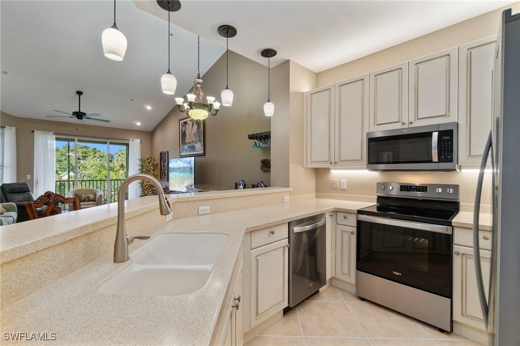 15256 Riverbend Blvd 204, North Fort Myers