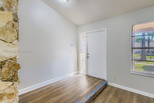 5 of 28 - 7008 Nw 49th Ct, Lauderhill, FL
