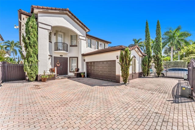 1 of 15 - 15151 Sw 13th Ter, Miami, FL