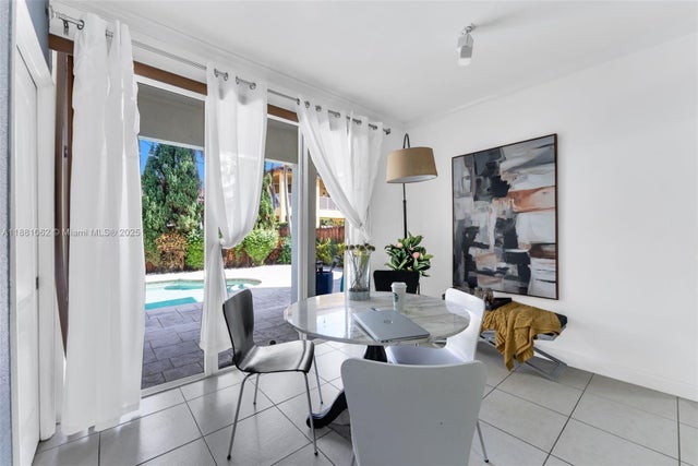 5 of 15 - 15151 Sw 13th Ter, Miami, FL