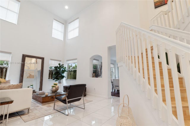 3 of 64 - 11257 Nw 78th St, Doral, FL