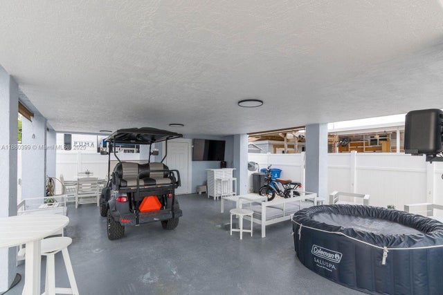 5 of 49 - 325 Calusa St #320, Key Largo, FL