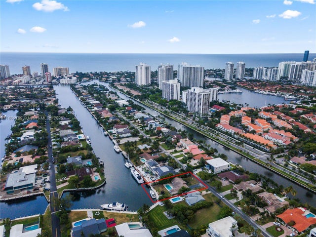 1 of 17 - 496 Holiday Dr, Hallandale Beach, FL