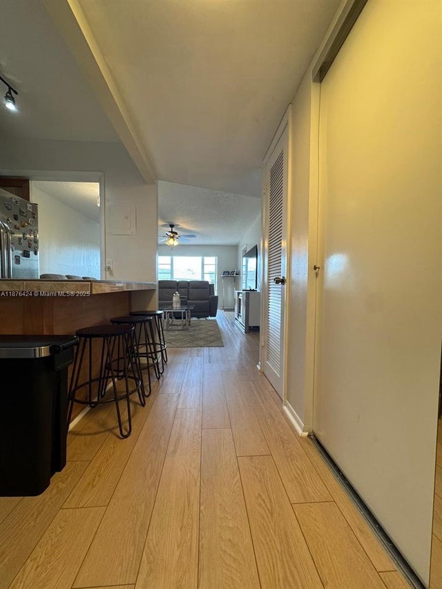 2 of 21 - 8305 Sunrise Lakes Blvd 312, Sunrise, FL