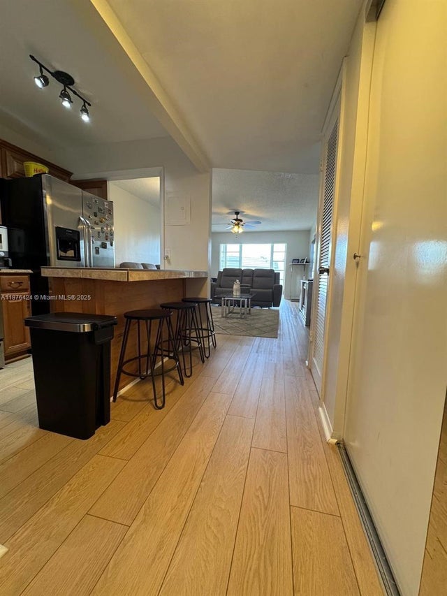 3 of 21 - 8305 Sunrise Lakes Blvd 312, Sunrise, FL