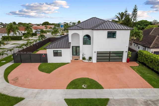 2 of 50 - 16057 Sw 53rd Ter, Miami, FL