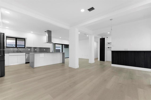 5 of 50 - 16057 Sw 53rd Ter, Miami, FL