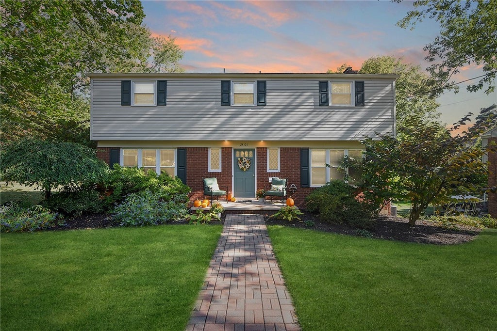 2401 Berkshire Drive, Upper St Clair