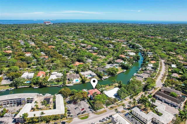 2 of 29 - 1265 S Alhambra Cir, Coral Gables, FL