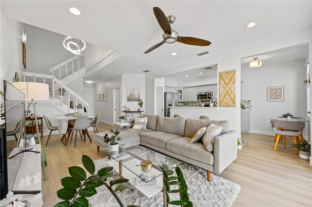 3 of 51 - 1324 Nw 126th Ave, Sunrise, FL