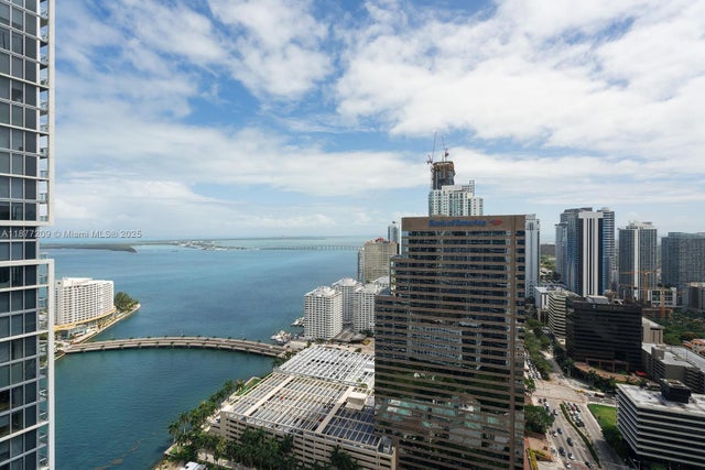 1 of 21 - 485 Brickell Ave 4110, Miami, FL