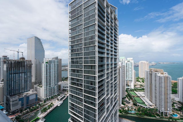 4 of 21 - 485 Brickell Ave 4110, Miami, FL