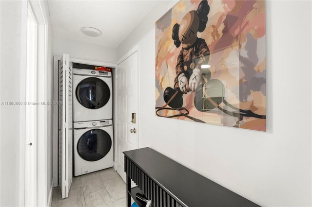 3 of 28 - 2991 Ne 185th St 1706, Aventura, FL