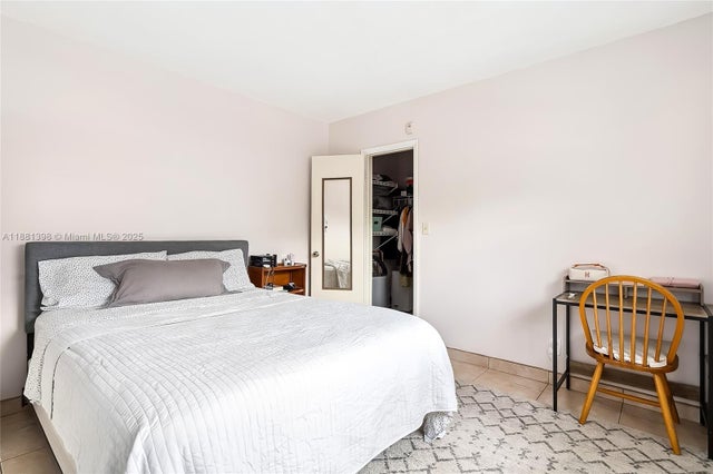3 of 24 - 1824 Monroe St 10, Hollywood, FL