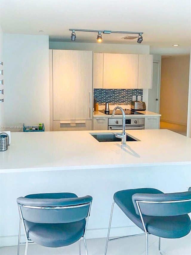 5 of 32 - 501 Ne 31st St 3906, Miami, FL