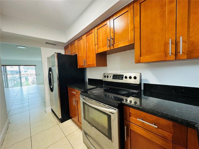 5 of 25 - 7308 Sw 82nd St A216, Miami, FL