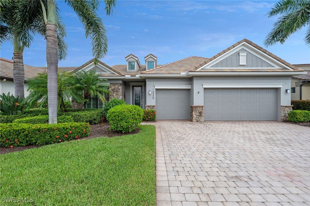 16226 Camden Lakes Cir, Naples