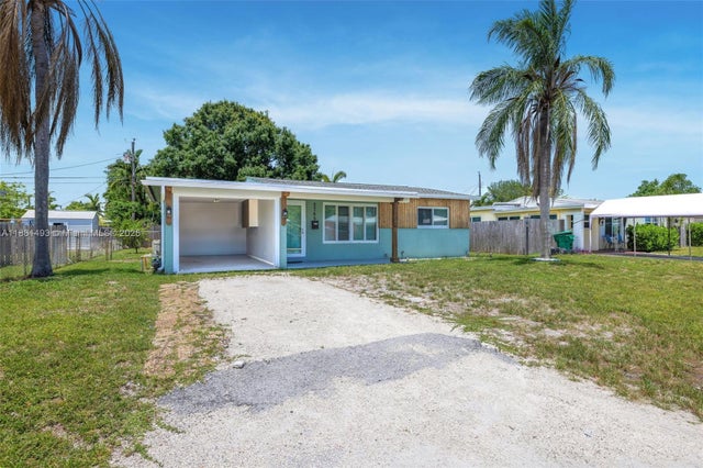 1 of 36 - 2765 Sw 47th St, Dania Beach, FL