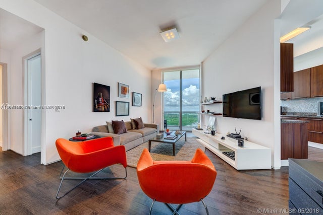 4 of 47 - 15811 Collins Ave 3205, Sunny Isles Beach, FL