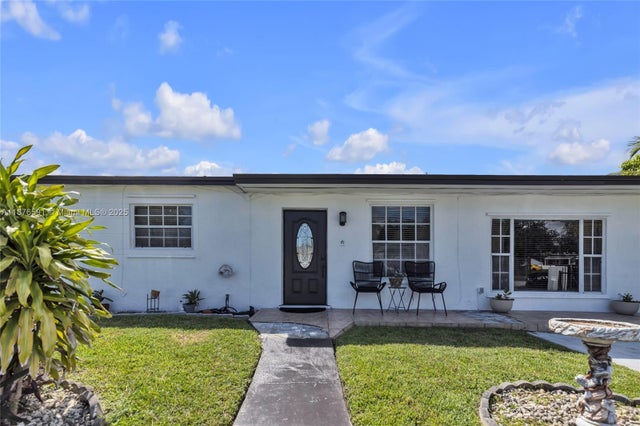 2 of 48 - 22270 Sw 109th Ave, Miami, FL
