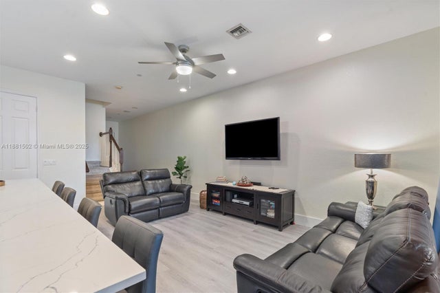4 of 24 - 12 Nottingham Pl, Boynton Beach, FL