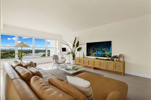 5 of 93 - 9100 W Bay Harbor Dr 8a, Bay Harbor Islands, FL