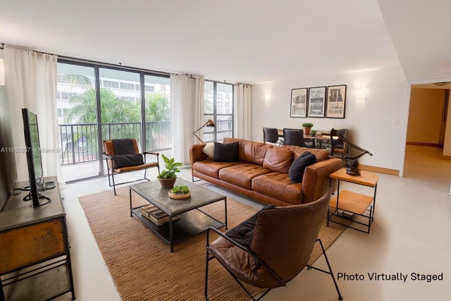 1 of 20 - 1800 Collins Ave 3j, Miami Beach, FL