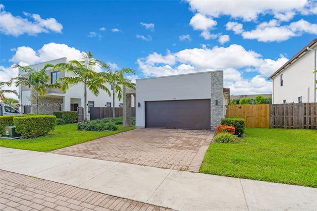 2 of 40 - N/A, Miami, FL