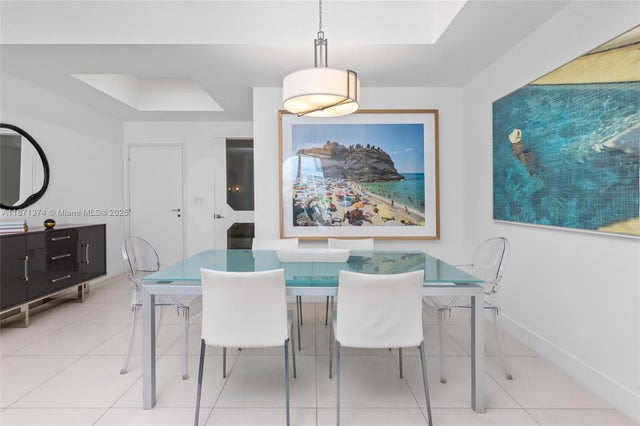4 of 33 - 50 S Pointe Dr 1005, Miami Beach, FL