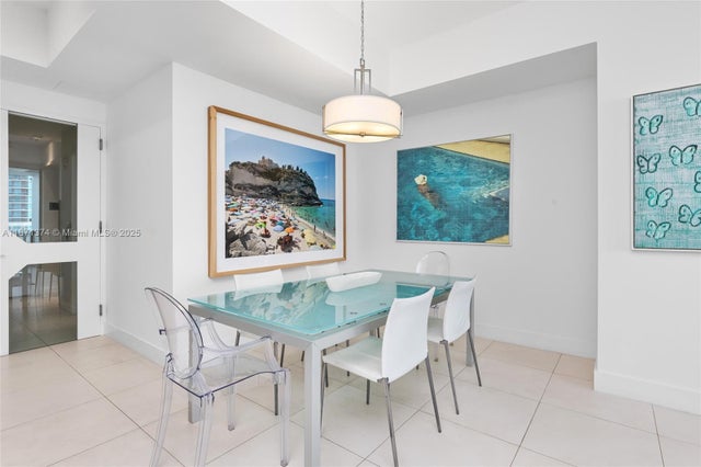 5 of 33 - 50 S Pointe Dr 1005, Miami Beach, FL
