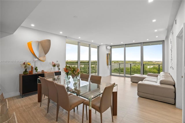 3 of 43 - 16385 Biscayne Blvd 1601, North Miami Beach, FL