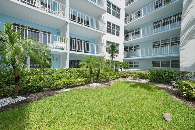 4 of 45 - 4540 N Ocean Dr 104, Lauderdale By The Sea, FL