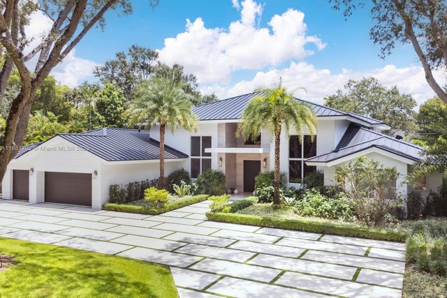 1 of 53 - 11645 Sw 69th Ave, Pinecrest, FL
