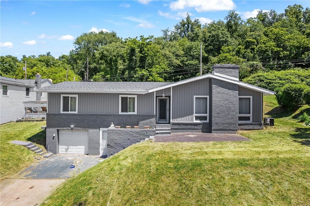 206 Columbia Avenue, Penn Hills