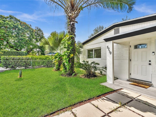 2 of 38 - 5710 Raleigh St, Hollywood, FL