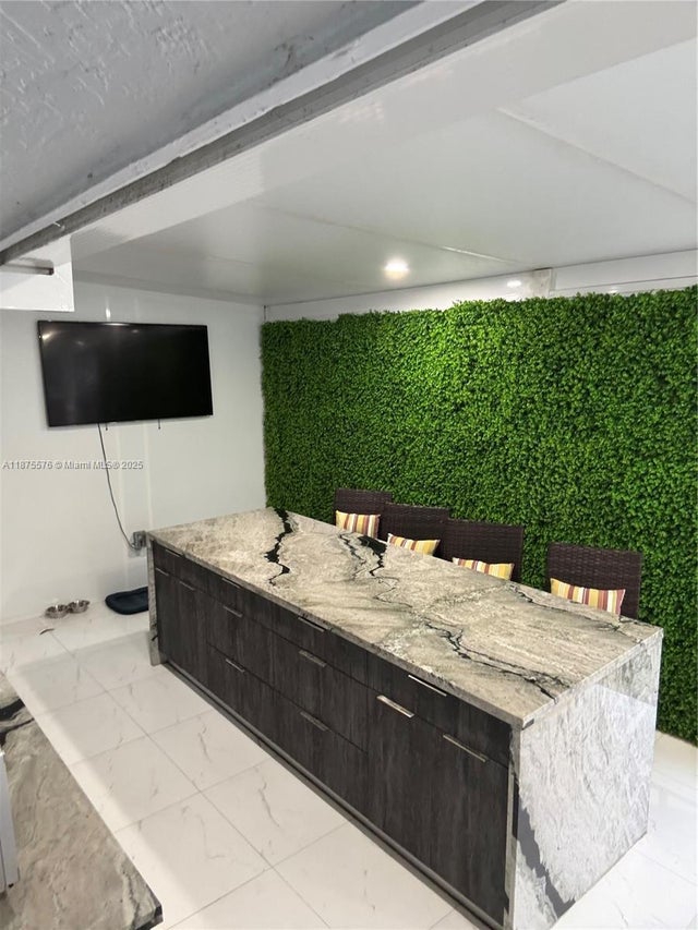 2 of 32 - 21914 Sw 97th Pl, Cutler Bay, FL